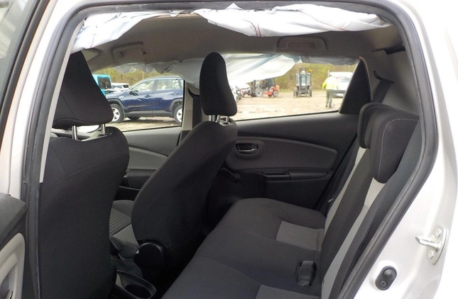 Toyota Yaris cena 20900 przebieg: 23514, rok produkcji 2019 z Stęszew małe 301